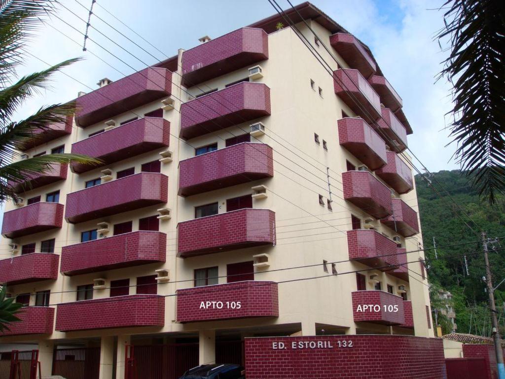 Apartamento Espacoso Com Ar Condicionado E Wi-Fi, A 100 Metros Da Praia - Edificio Estoril 乌巴图巴 外观 照片